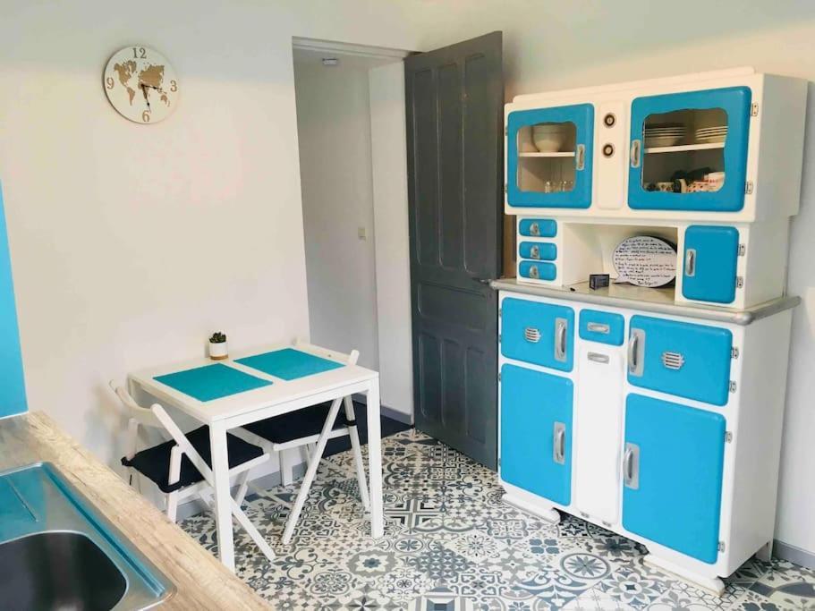 Logement Independant,Calme A 2 Pas Du Centre Ville Lannion Esterno foto