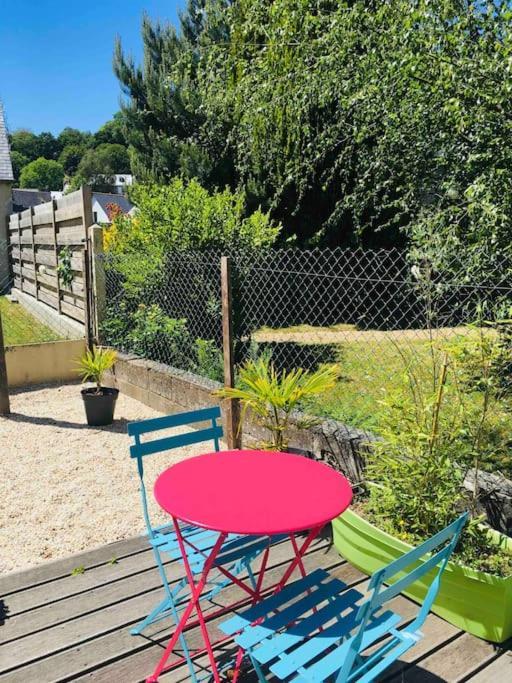 Logement Independant,Calme A 2 Pas Du Centre Ville Lannion Esterno foto