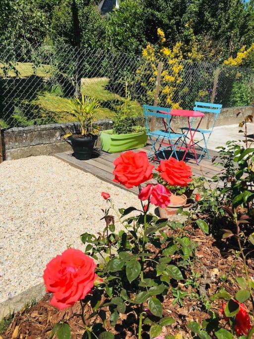 Logement Independant,Calme A 2 Pas Du Centre Ville Lannion Esterno foto