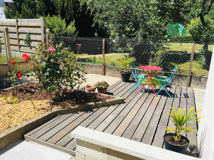 Logement Independant,Calme A 2 Pas Du Centre Ville Lannion Esterno foto