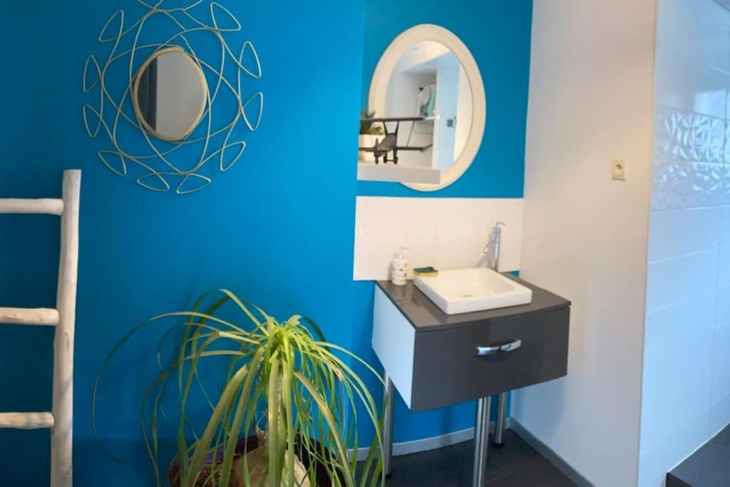 Logement Independant,Calme A 2 Pas Du Centre Ville Lannion Esterno foto
